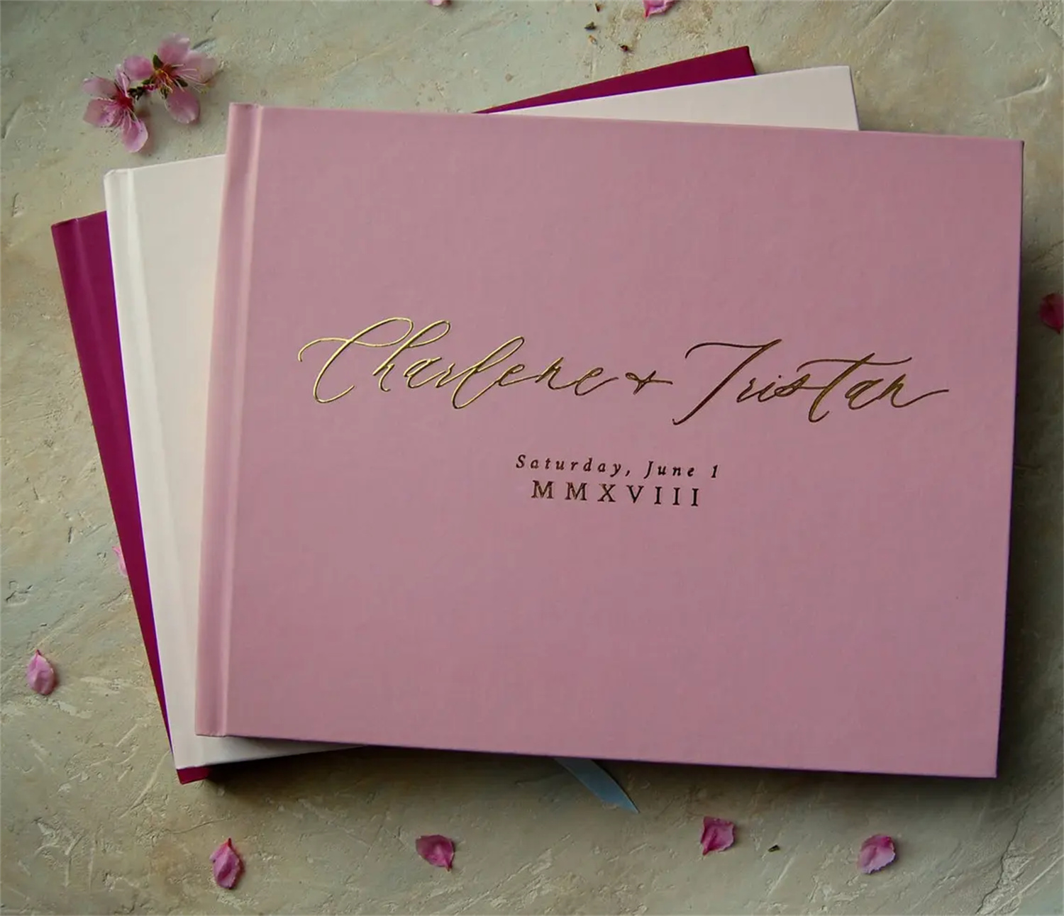 Custom Gold Foil Two Font Typo - Personalized Guest Book 리뷰 및 가격