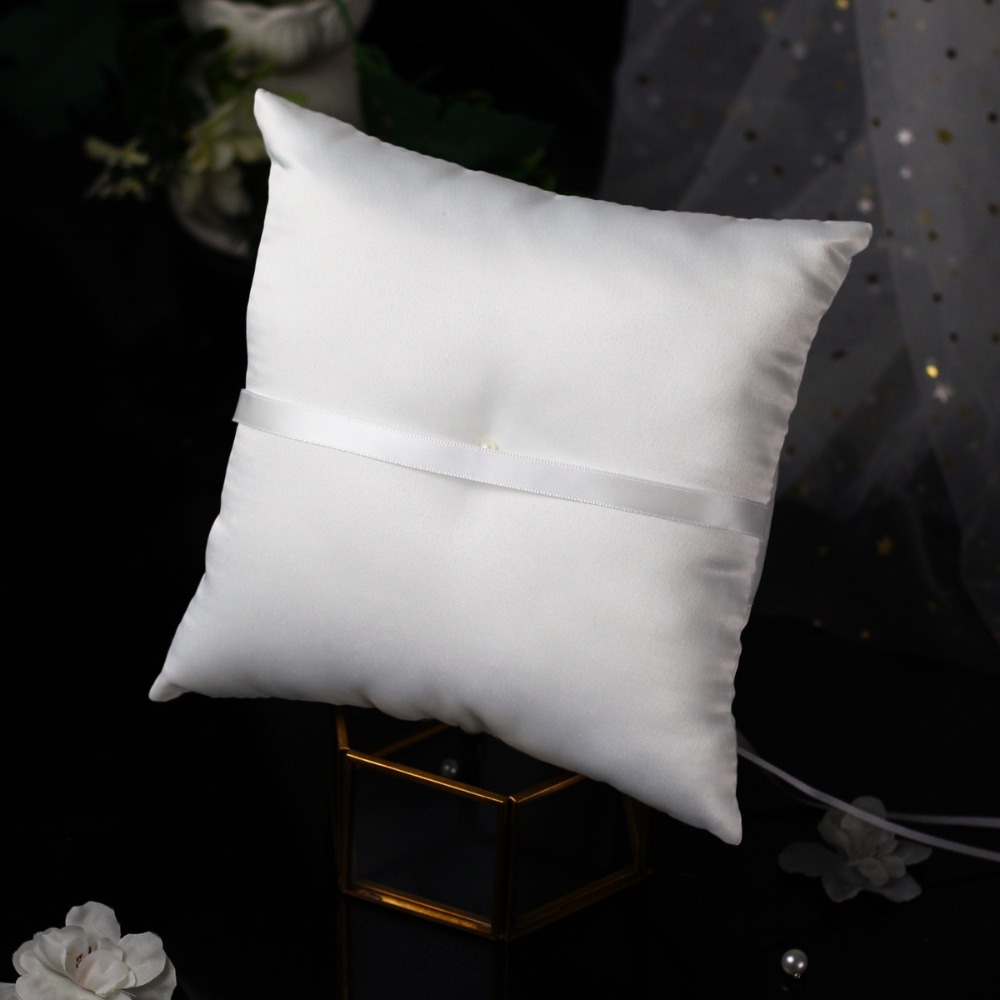 Romantic Wedding Ring Pillow S - Ring Bearer Pillow 리뷰 및 가격