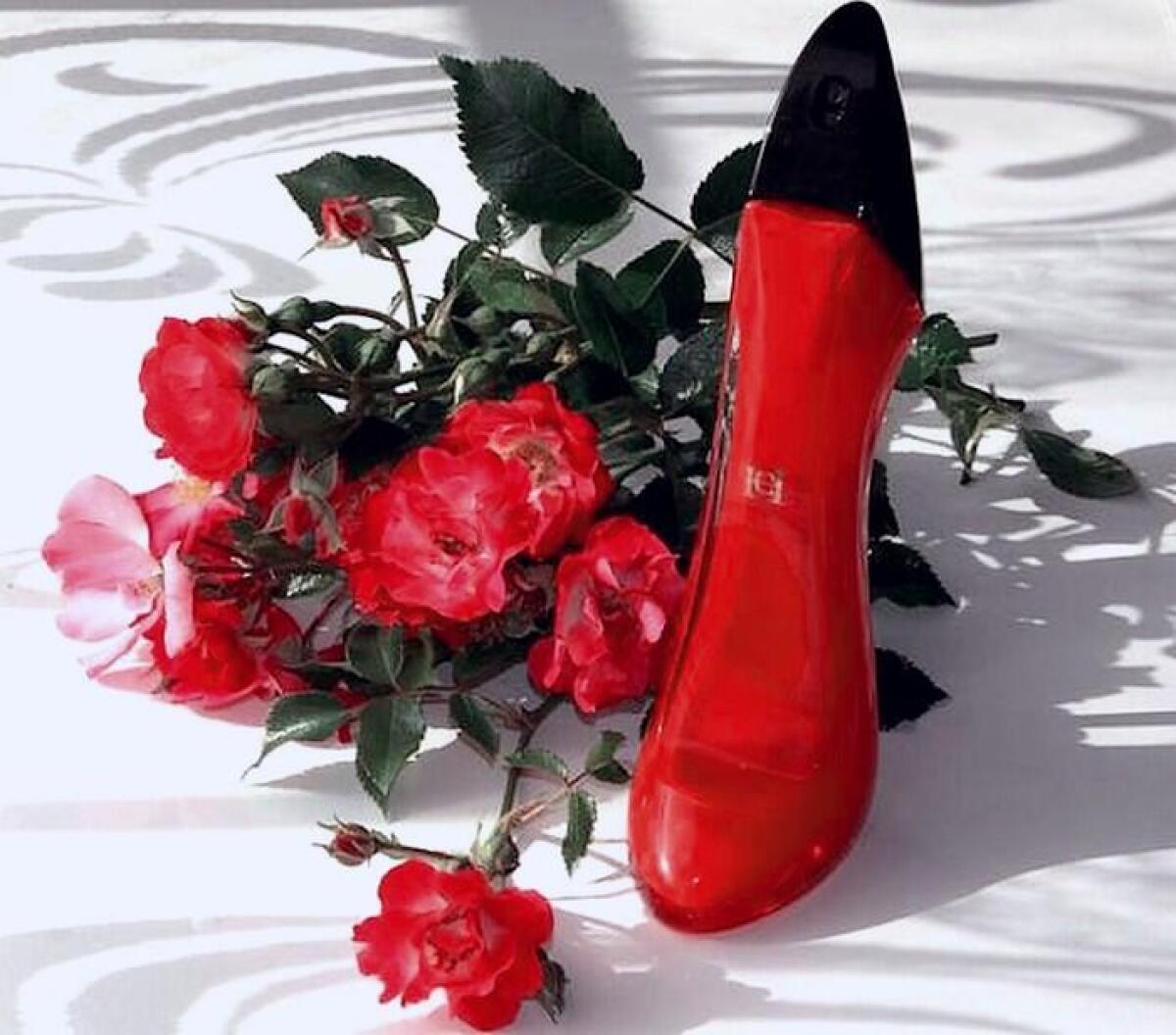 Carolina Herrera Very Good Gir - Good Floral & Wedding Decor Supply Photos 리뷰 및 가격