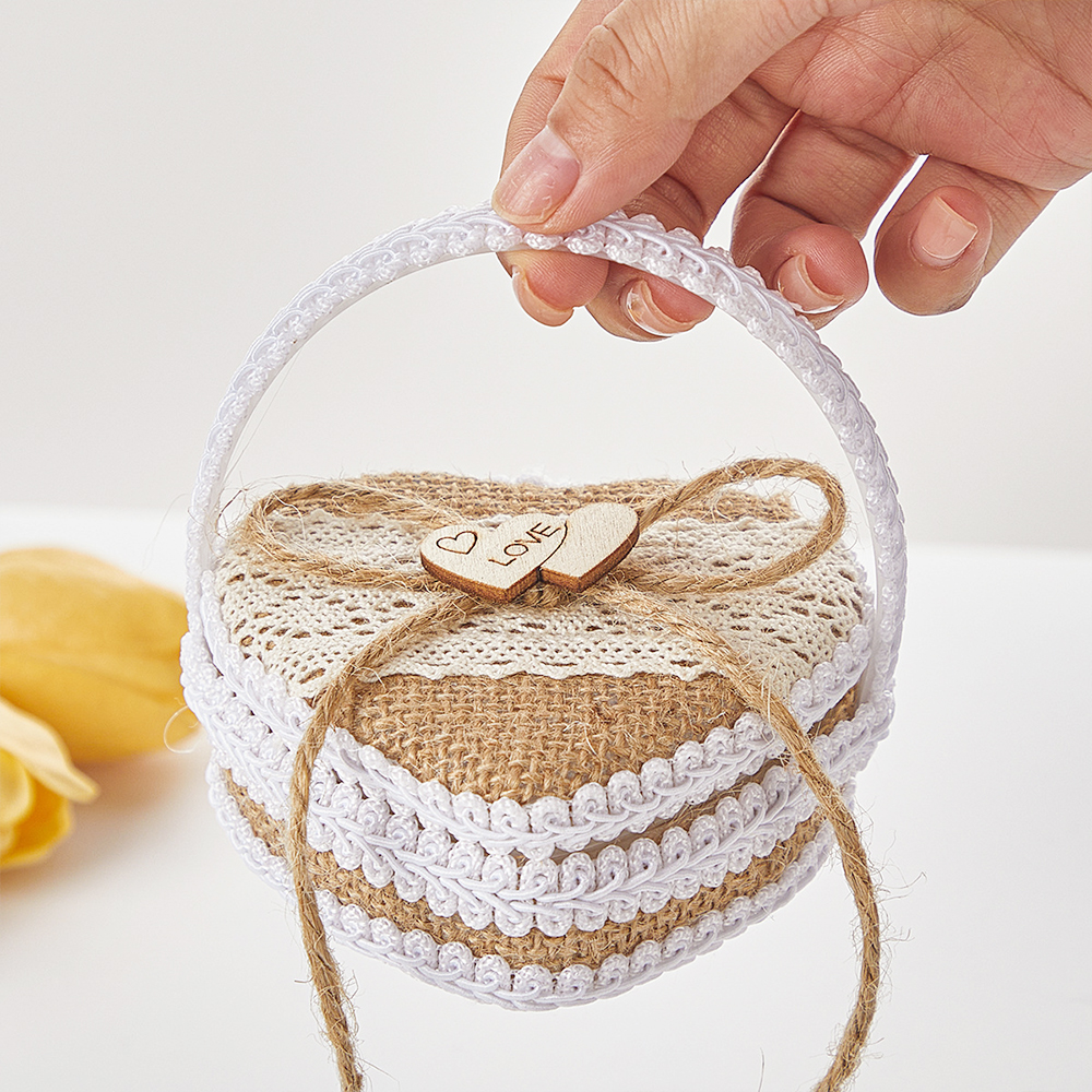 Vintage Heart Shape Burlap Lac - Ring Bearer Pillow 리뷰 및 가격